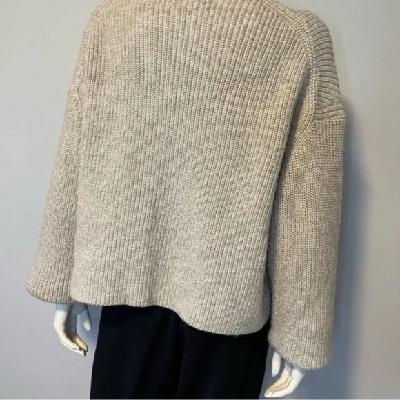 H&M Sweater with Pearlescent Beads in oatmeal soft rib knit oversized slouchy M - Picture 4 of 11
